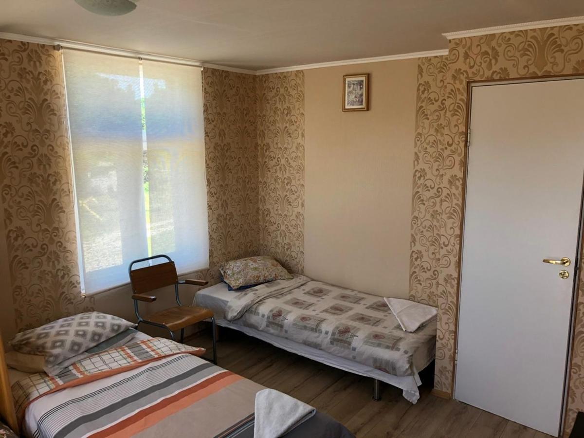 Viesu Nams Juras Sapni Hotel Dundaga ภายนอก รูปภาพ